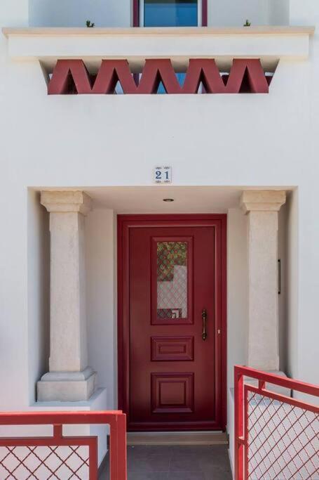 Casa Dos Terracos Apartamentos Сан-Мартинью-ду-Порту Экстерьер фото