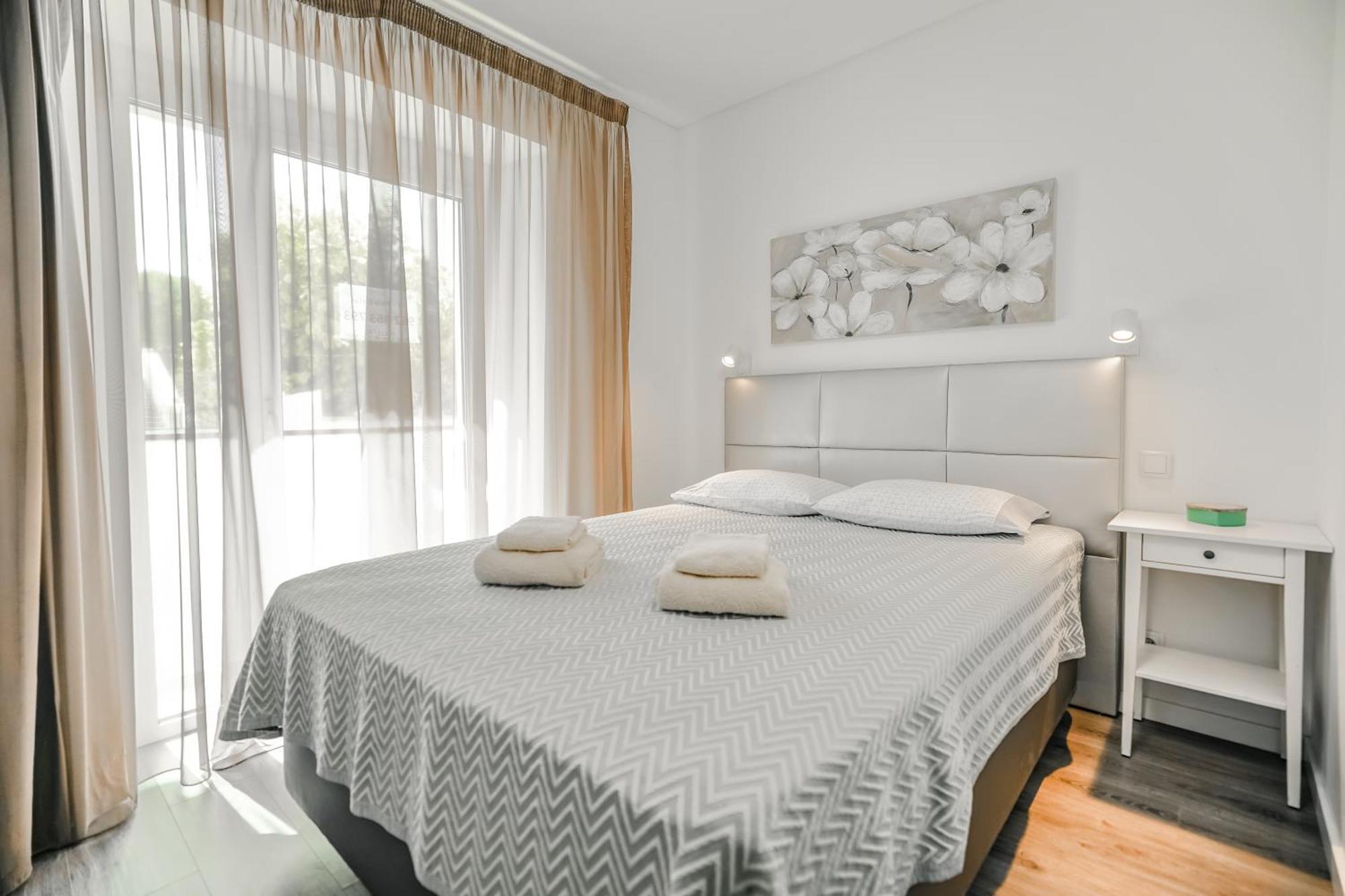 Casa Dos Terracos Apartamentos Сан-Мартинью-ду-Порту Экстерьер фото