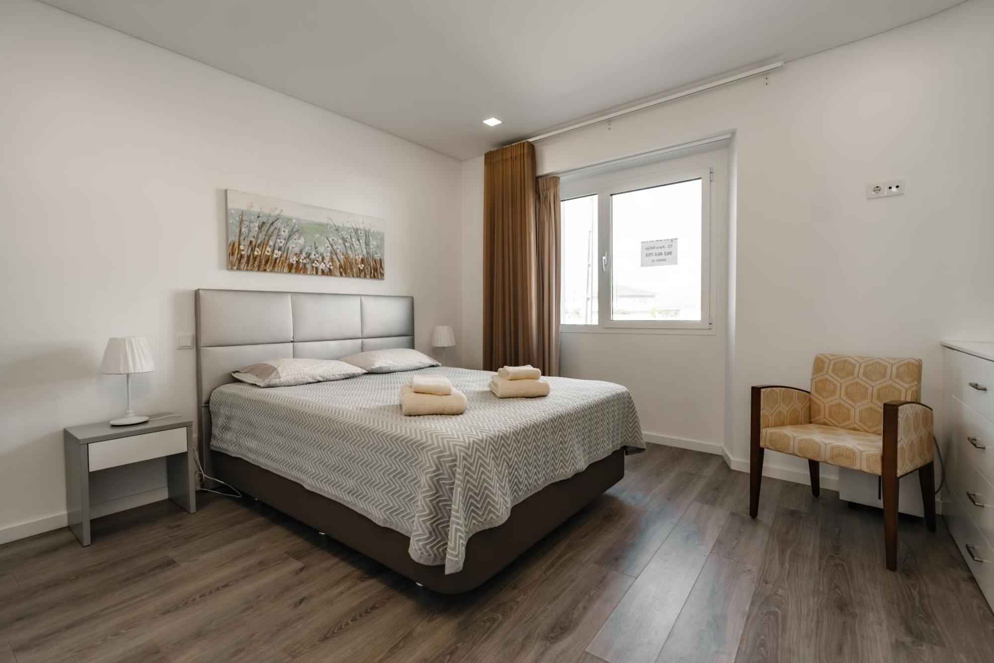 Casa Dos Terracos Apartamentos Сан-Мартинью-ду-Порту Экстерьер фото
