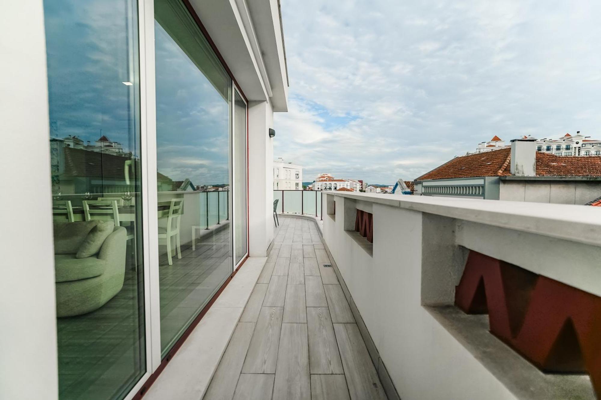 Casa Dos Terracos Apartamentos Сан-Мартинью-ду-Порту Экстерьер фото